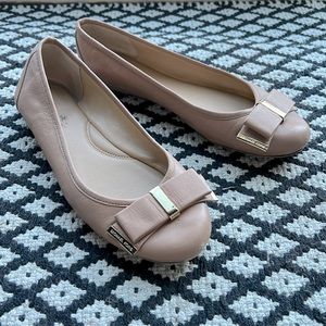Michael Kors Kiera ballet flats in cream color size 7